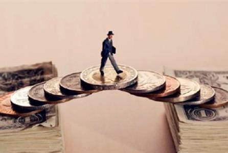 英央行决议成关键：投票分歧或重塑英镑兑美元利率曲线