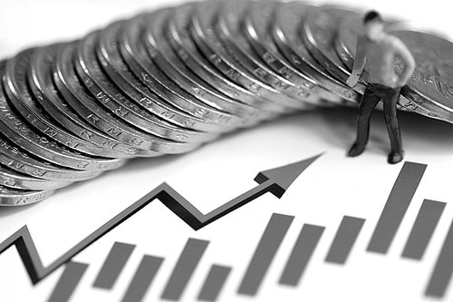 日本加强口头警告力度 称干预日元汇率是一个选项